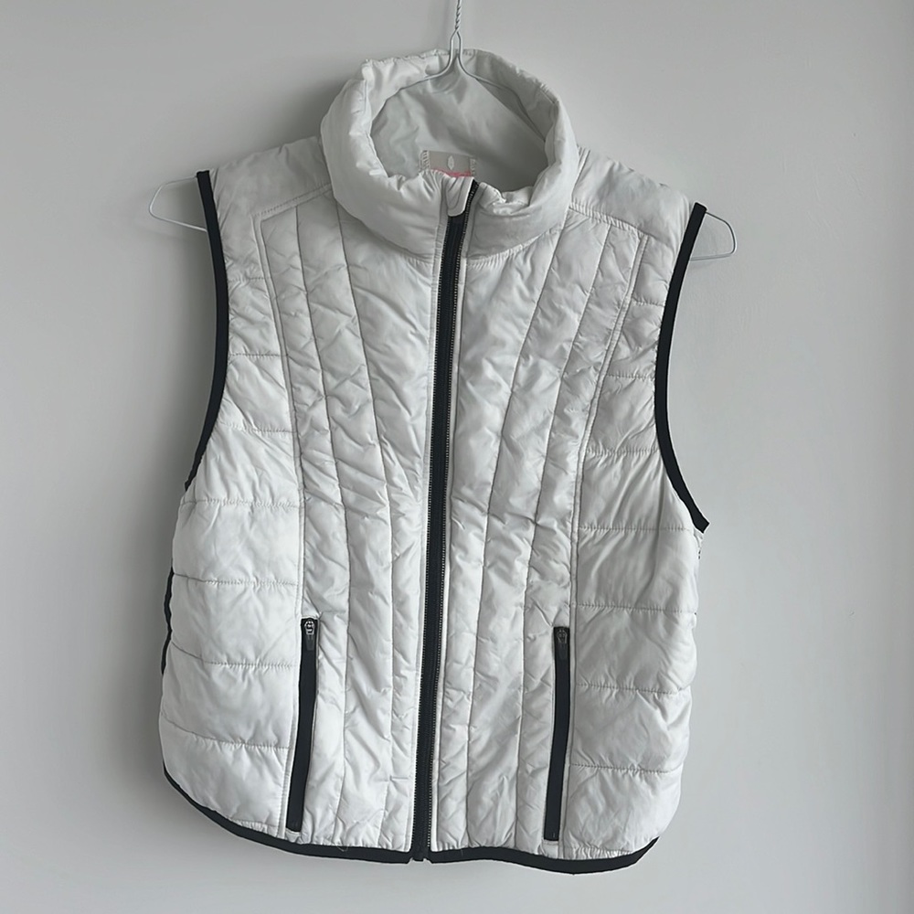 Free People Movement white fitted puffer vest Size Large